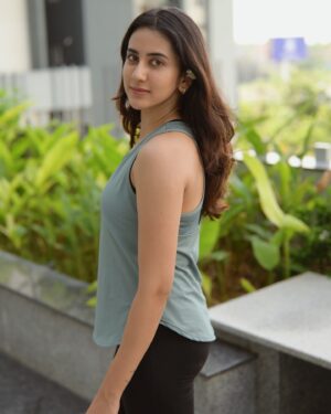 Akshaya hariharan Instagram - We must all suffer one of two things: the pain of discipline or the pain of regret❤️This is just the beginning