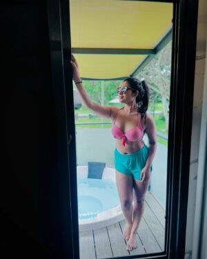 Akshita Bopaiah Instagram - All eyes 👀..

#ﬁtness #akshitha #bikinimodel #south #actress #vacay #vacation 🦋🧿