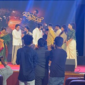 Akshita Bopaiah Instagram - Most Grateful and Honored to be receiving “Most Promising Upcoming Actor” in Sandalwood From my favorite Actor Dhruva Sarja sir @dhruva_sarjaa whom I’ve admired the most presented by Chithrasanthe film Awards @chitrasanthe .

I thank Chitrasanthe for this beautiful award and recognition of my previous projects and this bring me the utmost responsibility to work even more harder and bring the best ahead .🧿

Can’t wait for you all to Witness my upcoming projects Karnatakadha Aliya, Mr & Mrs and love/fi Tamil Anthology and much more.❣️

#sandalwood #southactress #chitrasanthe #awards