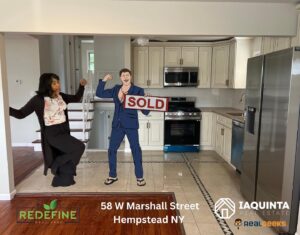 Al Iaquinta Instagram - *SOLD*
Gladys and her family are moving to Long Island! 

@iaquintarealestate 
🤝
@realgeeks 

#realgeeks #number #one
#realestate #longisland #wantagh