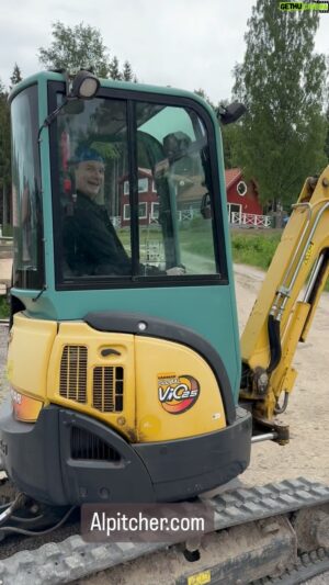 Al Pitcher Instagram - 🥳 BUILDING NEWS 🥳 2 Extra matinee shows added in Kalmar och Linköping , Tack so much for buying the tickets , I dig you ❤️ 👷‍♂️🚜🚜