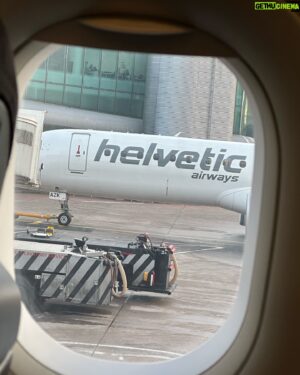 Al Pitcher Instagram - Angriest airline ever 👿
