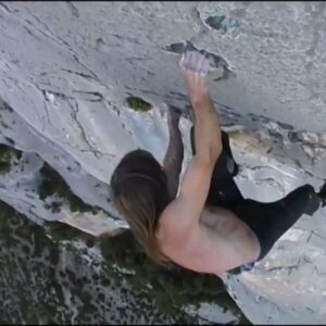 Alain Robert Instagram - During the shooting  of the documentary film " ticket pour un Taquet " in the Verdon  Gorges  as I was freesoloing  7a filmed by Eric Demay professional climber  and film director . 
#climbing #freesolo #challenge #adventure #resilience #pushingthelimit 
#masteringfear #climbinginspiration