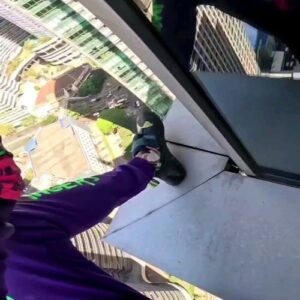 Alain Robert Instagram - climbing  the 220m gt international tower in Makati has been  rather a difficult  experience  as I have discovered  along the way that those aluminum  slats were barely  holding  my weight which on the top of it and as the last two meters were not possible  once at the nearly top or 218m  above the ground I have had no other  option  that to down  climb the entire  building  and at the same time cumulating  336m . 
#Climbing #freesolo #challenge #reslience #adventure #mindset #escalada #climbinginspiration