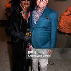 Alan Carr Instagram - Iconic night full of iconic people!! Was going to wear my pink mini skirt but didn’t want to upstage Naomi 😆The @vamuseum retrospective of @naomi - 40 years in fashion was mouth droppingly good - go see it! (I’m still in shock that THE Grace Jones recognised me from being on Chattyman 🙀) thanks for the invite @angellicabell 😘