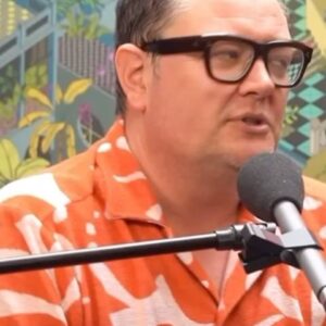 Alan Carr Instagram - Hope you had a wonderful restful Easter 😌 if you still want the weekend fun to last then you are in for a treat - @thelibertines Pete Doherty and @carlbarat78 joined me on Lifes A Beach to talk all things travel and their brand new album All Quiet On The Eastern Esplanade out now! Enjoy!! 👙☀️🕶️🌅🌴