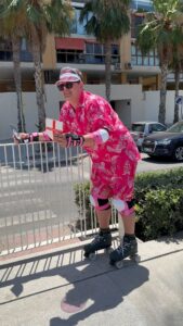 Actor Alan Carr HD Instagram Photos and Wallpapers July 2024