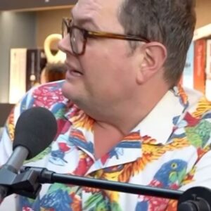 Alan Carr Instagram - The @officialmelb popped on Alan Air to talk all things travel and also about her brilliant warts and all memoir ‘Brutally Honest’ what a read! It really is brutally honest too, and like Melanie herself unflinching and will have you hooked til the very last page. Here’s a snippet but you can listen to the whole episode wherever you get your podcasts - happy travels! #lifesabeach #travel #spicegirls