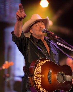 Alan Jackson Instagram - Living that honky-tonk dream. #ChasinThatNeonRainbow