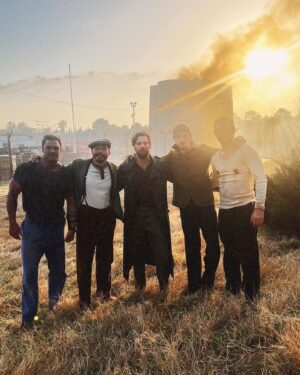 Alan Ritchson Instagram - Photo dump #1 of some of my time on @ungentlemanlywarfare in theaters now (in the US). 

Had a blast with these gents:

@henrycavill 
@alexpettyfer 
@henrygolding 
@hero_ft 
@guyritchie
@ryantarran