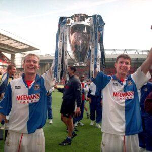 Alan Shearer Instagram - 4️⃣9️⃣ goals between @alanshearer & Chris Sutton on the way to lifting the Premier League trophy #OnThisDay 29 years ago 🏆

The 𝐒.𝐀.𝐒 🎯

#Rovers 🔵⚪️