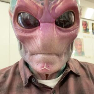 Alan Tudyk Instagram - New episode tonight on @SYFY  seasons 1 &2 streaming on Netflix :))))))))))