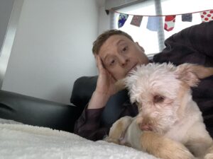 Alan Tudyk Instagram - Little lamb hanging at work