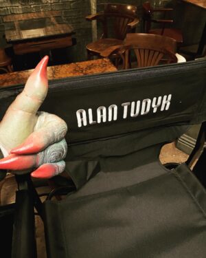 Alan Tudyk Instagram - Only Four Fingers Friday! #tgif