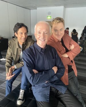 Alan Tudyk Instagram - Hanging out in Anthony Daniels, Mr. C3PO’s shadow as ever. With Danny Pudi at London Comicon. Danny is the new Bumblebee to my Optimus in Transformers: Earthspark