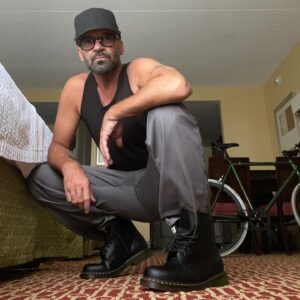 Alan van Sprang Instagram - Thank you Thank you Thank you so much @drmartensofficial for sending me out some sweet “docs” while I’m shooting. I’ve loved these boots since I was a teenager and love them even more now.
Hope everyone is still keeping safe and well.
#actorslife🎬 #drmartens