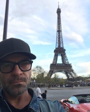 Alan van Sprang Instagram - Thank you so much @dreamitcon and all the #Reign fans for a most amazing weekend in #Paris at the #LongMaySheReign convention.
So nice to see so many familiar faces and to meet so many new. Such an amazing cast reunion. ❤️❤️❤️