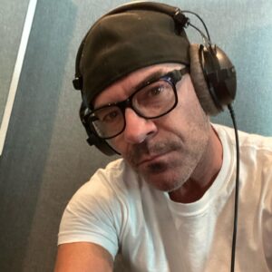 Alan van Sprang Instagram - Back on set, Back in the studio, acting and voice work.