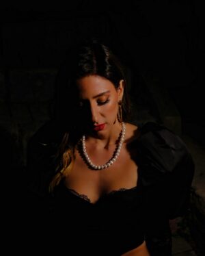 Alara Keçeci Instagram - Night night 🌚  Photo by @sukrukaraca1