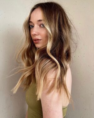 Alaska Leigh Instagram - hairdresser or photographer? 🤔
… but seriously you’re a dream @chrisweberhair 🦋✨