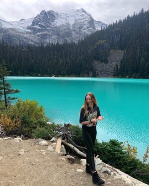 Alaska Leigh Instagram - ☼ what an absolutely glorious day ☼
• scroll ➡️ for the bluest water you have ever seen, the most ridiculous hike up a mountain (yes, I did that), animal friends and more! •
🌈🌎☘️🦋🍁☀️
#beautifulbc #joffrelakes #hikingadventures #hikebc #whistler #bcisbeautiful