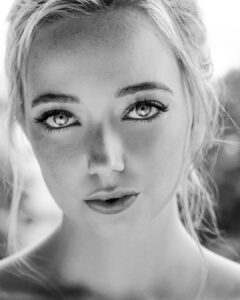 Alaska Leigh Most Liked Photos and Posts