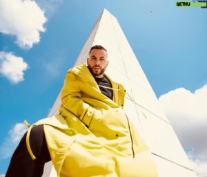 Alban Bartoli Instagram - « J’ai tellement attendu que vienne la lumière, que quand elle est venue j’ai pas su quoi en faire » 

- J’ai voulu te dire - ( 1er extrait de l’EP ) 

📸 @smartprod.co 

N’oublie pas ! Mon nouvel EP : « La Pause » est disponible à partir du 12 avril 2024 🎉