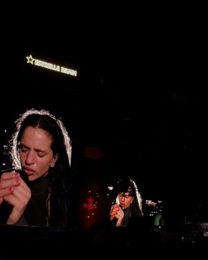 Albert Baró Instagram - @primavera_sound enamora y @estrelladammcat lo hace posible. 

Pues ya estaría, salud! 🍻