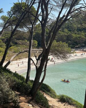 Albert Baró Instagram - Una escapada y mi primer Sant Joan en Menorca. ✨
siempre quiero volver. 

Gracias @vueling por hacerlo posible. Nos veremos pronto, seguro. #20aniversariovueling #publi
