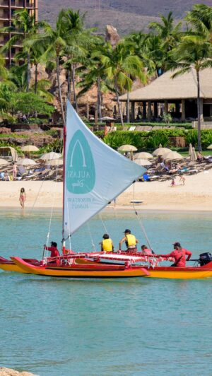 Albert Yu-Min Lin Instagram - Let @exploreralbert and his family’s adventure at #DisneyAulani bring a smile to your face 🌴 🌊 ☀️ #DiscoverMagicInHawaii @DisneyAulani

#LostCitiesRevealed with Albert Lin is now streaming on @DisneyPlus and @hulu.