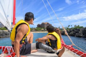 Albert Yu-Min Lin Instagram - From sailing and snorkeling to ukulele and stargazing, @exploreralbert and his children had a wonderful time at @disneyaulani! #LostCitiesRevealed is now streaming on @DisneyPlus and @hulu.
