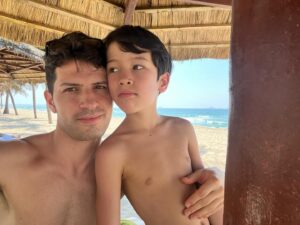 Alberto Mondi Instagram - Time with family, nature and the sea. 👨‍👩‍👧‍👦 ☀️

#가족 #자연 #바다 #휴양 #qualitytime