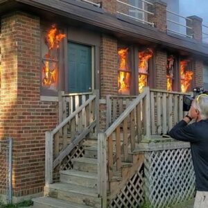 Alberto Rosende Instagram - A Bts look at the house fire from yesterday! Huge shot out to my stuntman @fevour_stunts for when things get a little too hot (2nd video) ! #chicagofire #NoGalloNo