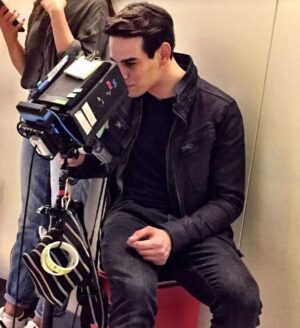 Alberto Rosende Instagram - Gotta stay focused !#shadowhuntersseason3 #vampfocus #newcareerpath
