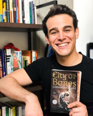 Alberto Rosende Instagram - In honor of Season 3B’s premier last night, I decided to take a #shelfie with the book that started it all to celebrate Disney’s #magicofstorytelling ! For every #shelfie , a book will be donated!  #CityofBones #Shadowhunterslegacy