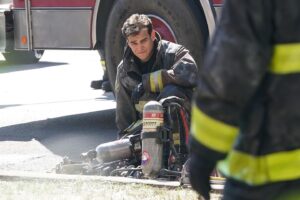 Alberto Rosende Instagram - Tonight we celebrate the 200th episode of #ChicagoFire What an incredible feat. I feel honored to be a small piece of such a huge accomplishment. Congratulations to all cast and crew that have worked so incredibly hard to make this a reality. Thank you all for your constant support, without you this wouldn’t have been possible. Now we sit back, relax and enjoy! #OneChicago #ChicagoFire