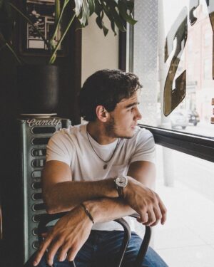 Alberto Rosende Instagram - I don't know what made this photo. The photography skills of @diegorosende the modeling direction of @jordan_morello or the adorable dog walking by I'll never get to pet #torontoshoots  #dogknowiloveyou