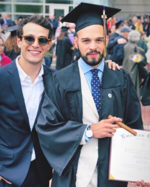 Alberto Rosende Instagram - Congratulations @diegorosende We’re all proud of you! #EmersonCollegeClassof2018.  #themanthemyththelegend