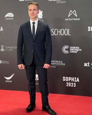 Albi De Abreu Instagram - Muito grato pela invitção aos #premiossophia2023 Muito obrigado a #academiaportuguesadecinema Parabéns!! 🇵🇹🇵🇹🇵🇹