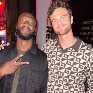 Aldis Hodge Instagram - ComiCon was litttttt🔥🔥🔥. Couldn’t have asked for a better time. This was epic.

#GreenLanternBewareMyPower is out now. 

@blackadammovie is onnnn da way! Get ready!!! ⚡️⚡️⚡️