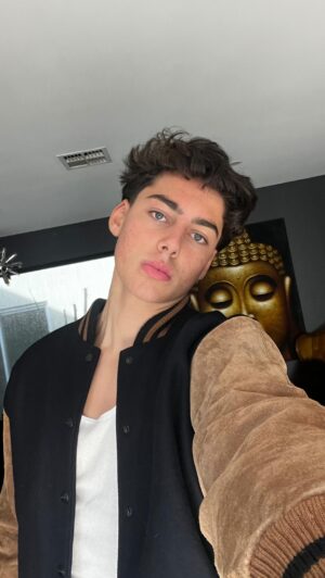 Alec Golinger Instagram - My favourite vintage college jackets 🧥 
*
*
*
#grwm #fashion #jackets #vintage #college #mensfashion #menstyle #model #modeling #gentlemanstyle #stylish #collection