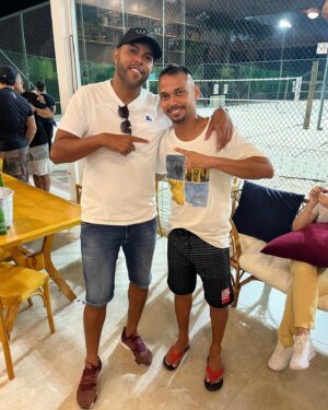 Alecsandro Instagram - Feinho mais bonito do Brasil Parabéns . Deus te abençoe! @kojack_manausftv