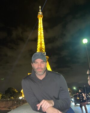 Alejandro Nones Instagram - Paris is always a good idea #paris