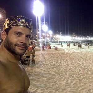Alejandro Otero Instagram - Feliz día de reyes 🤪🤣🤣🤣.