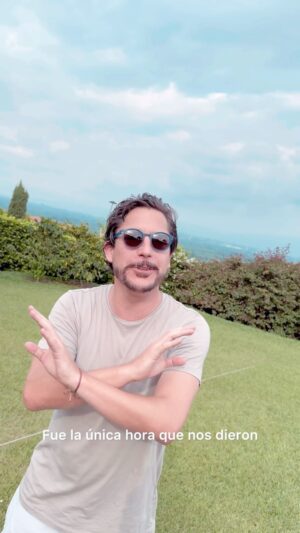 Alejandro Riaño Instagram - EL SHOW MÁS GRANDE EN LA HISTORIA DE “THE JUANPIS LIVE SHOW” ESTE JUEVES A LAS 5PM. 
SOLO 300 BOLETAS A LA VENTA. VAYAN YA A WWW.ETICKET.CO

EL SHOW QUE VIENE ES MUUUUY GRANDE!!!