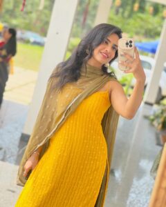Actress Alekhya Harika HD Instagram Photos and Wallpapers August 2024