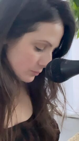 Aleksa Palladino Instagram - How much you wanna bet the neighbors dog is on every song?