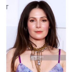 Aleksa Palladino Instagram - There could not have been a better bunch of people to make a film with during quarantine. Each person brought such artistry and depth to this project and I am proud to be a part of it. Thanks to @tribeca for giving us the night to celebrate and actually see each other with out our masks on. 😊 @kimbototron @whalenlisa @ambersealeyfilm @nicanrobinson  @spectrevision @silvascope