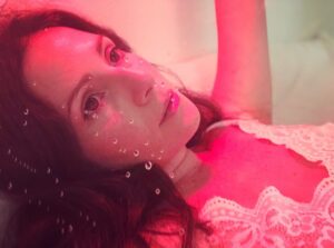 Aleksa Palladino Instagram - Neon light test No.1