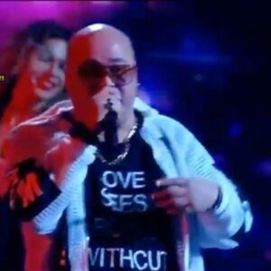 Aleksandr Breslavskiy Instagram - Дискотека МУЗ-ТВ «Золотые Хиты» — 2021 @muztv 
#ЕслиТыСоМной